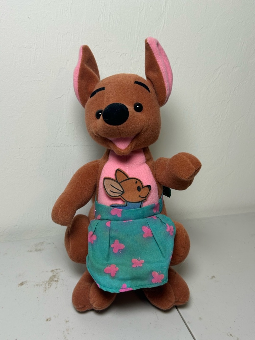 Vintage 1995 Disney Kanga Plush Winnie the Pooh Storybook Apron Mattel